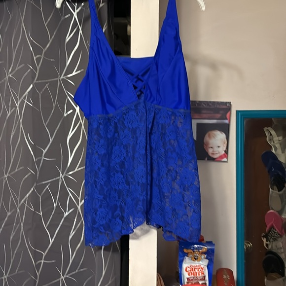 Tankini top with adjustable straps padding is removed never more - Picture 2 of 4